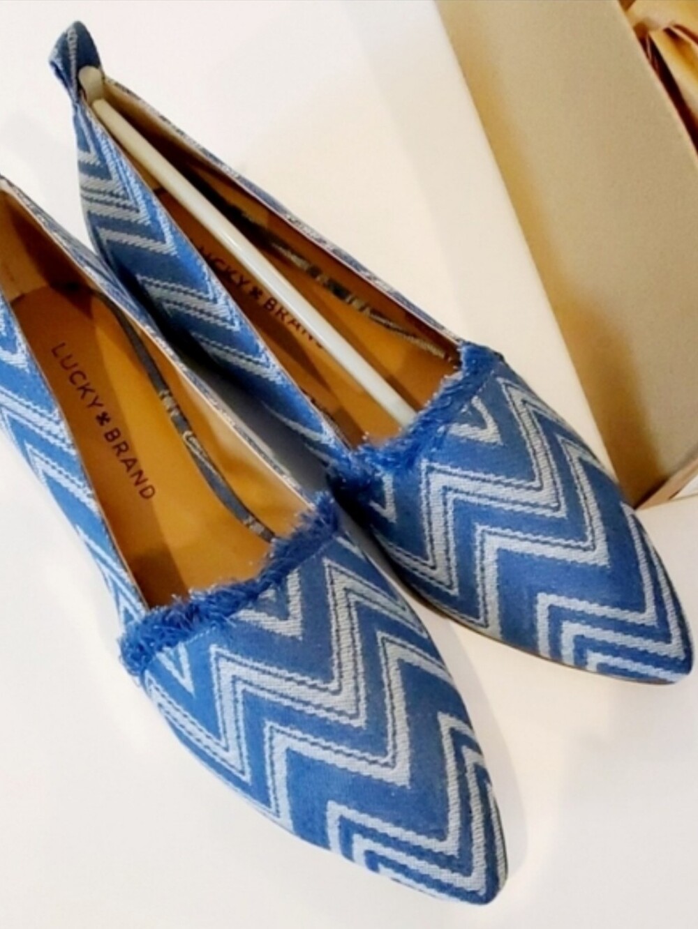 New..Never Worn Lucky Brand Beechmer Denim Chevron Flats